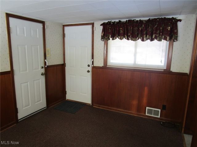 2921 Decamp Road, Youngstown, OH 44511