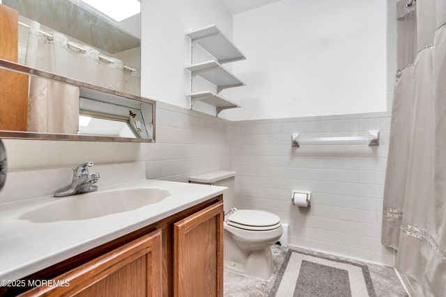 47 Normanton Court, Toms River, NJ 08757