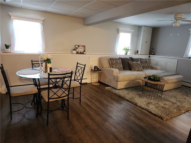 75 Chiswick Road, Warwick, RI 02889