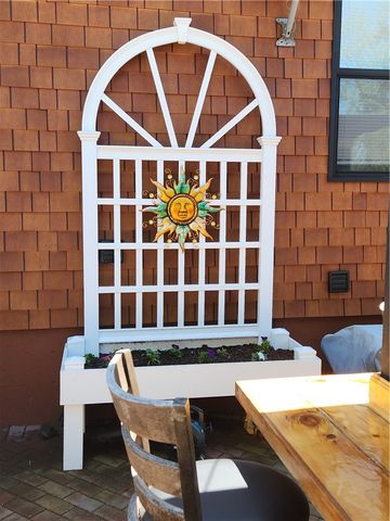 75 Chiswick Road, Warwick, RI 02889