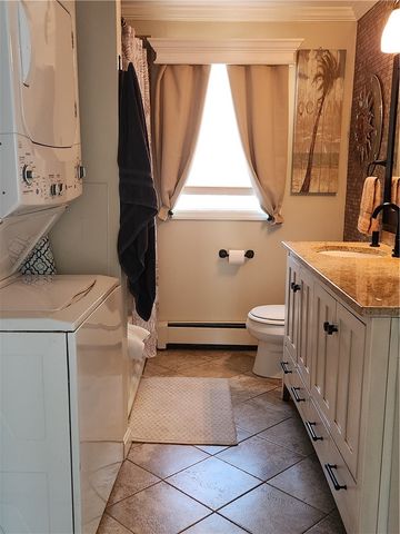 75 Chiswick Road, Warwick, RI 02889