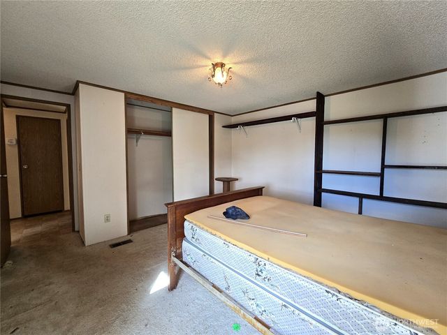 520 N 3rd Street, Elma, WA 98541