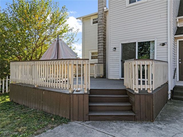 4571 W 157th Street 2, Cleveland, OH 44135