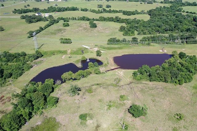 4442 Poteet Road, Normangee, TX 77871