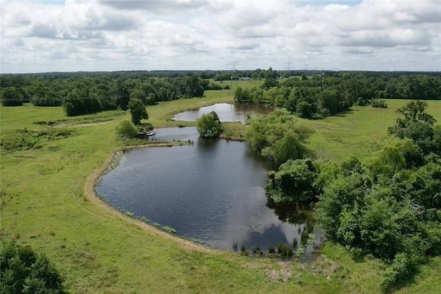 4442 Poteet Road, Normangee, TX 77871