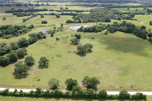 4442 Poteet Road, Normangee, TX 77871