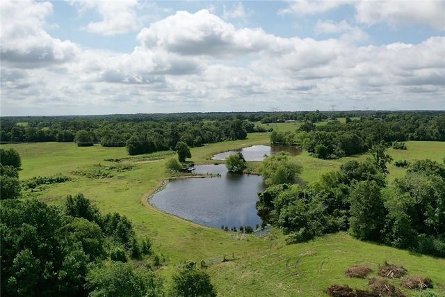 4442 Poteet Road, Normangee, TX 77871
