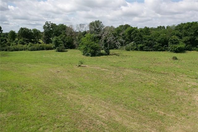 4442 Poteet Road, Normangee, TX 77871