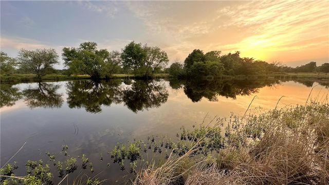 4442 Poteet Road, Normangee, TX 77871
