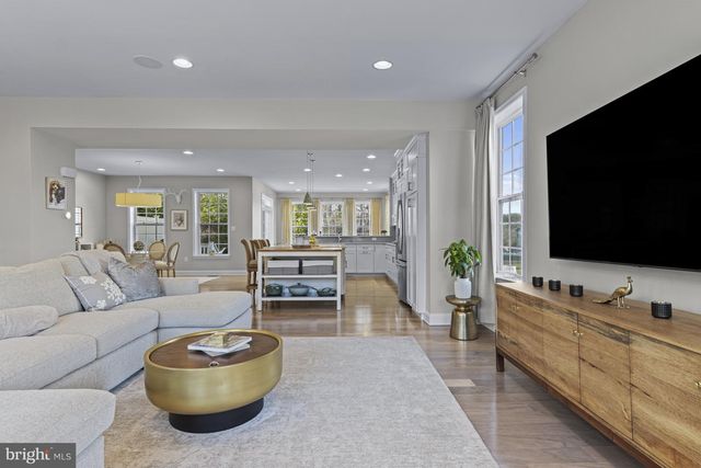 38 WESTHAMPTON DR, Wilmington, DE 19808