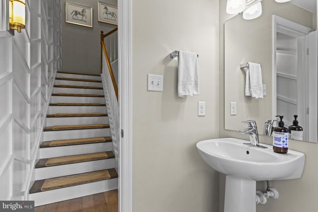 38 WESTHAMPTON DR, Wilmington, DE 19808