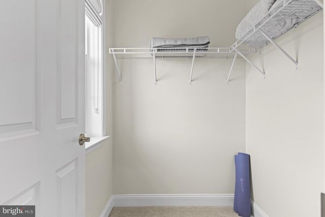 38 WESTHAMPTON DR, Wilmington, DE 19808