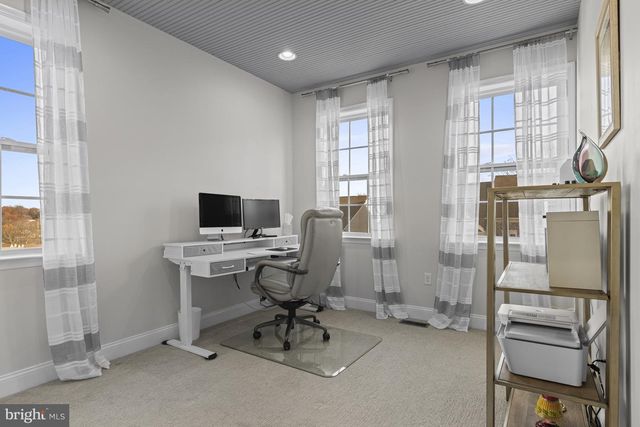 38 WESTHAMPTON DR, Wilmington, DE 19808