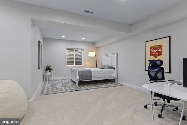 38 WESTHAMPTON DR, Wilmington, DE 19808