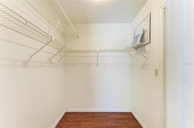 903 PLUM TREE LANE, Sarasota, FL 34243