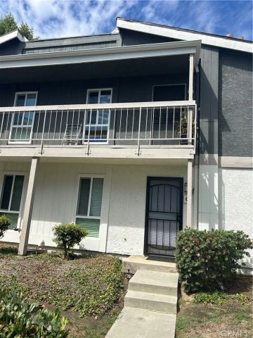 2861 S Fairview D, Santa Ana, CA 92704