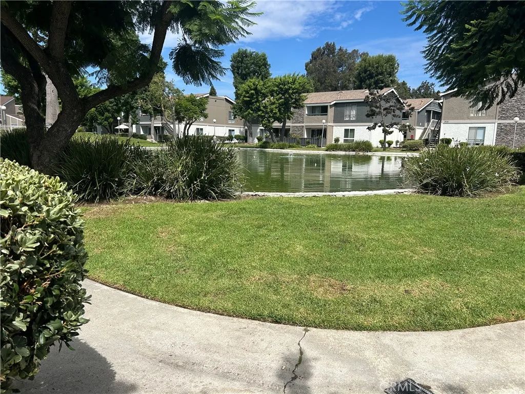 2861 S Fairview D, Santa Ana, CA 92704