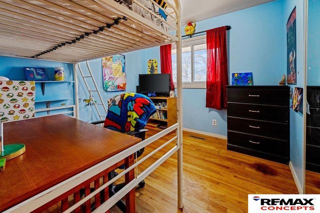 4910 Canterbury Lane, Lincoln, NE 68512