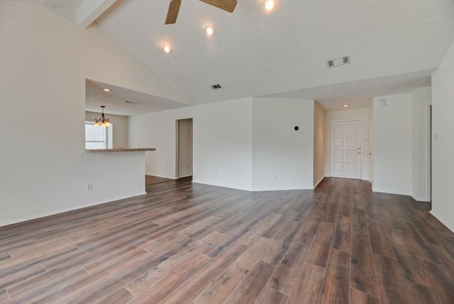 3225 Willowglen Drive, Mesquite, TX 75150