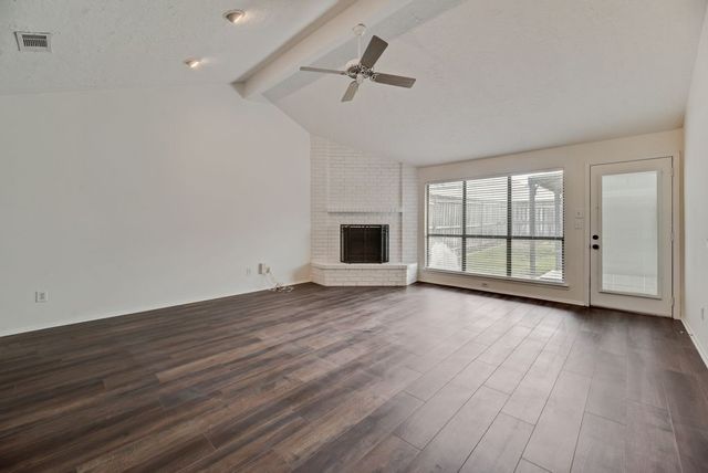 3225 Willowglen Drive, Mesquite, TX 75150