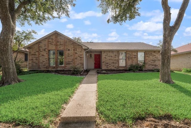 3225 Willowglen Drive, Mesquite, TX 75150