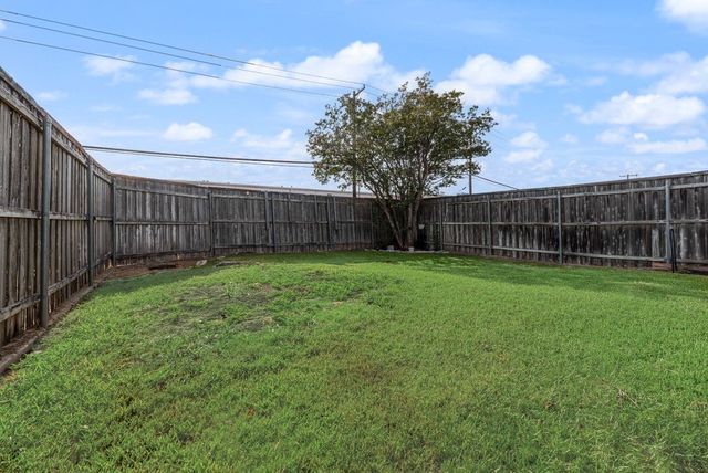 3225 Willowglen Drive, Mesquite, TX 75150