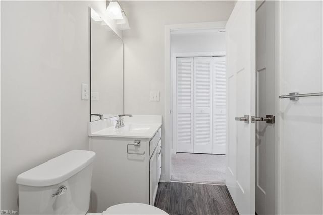 266 Foxglove DR, Portsmouth, VA 23701