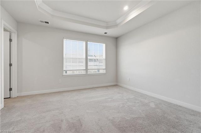 266 Foxglove DR, Portsmouth, VA 23701