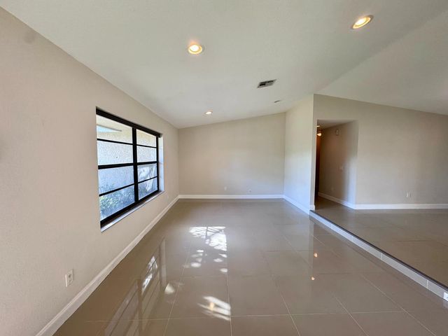 13471 Jonquil Place, Wellington, FL 33414