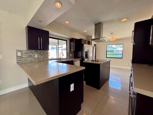 13471 Jonquil Place, Wellington, FL 33414