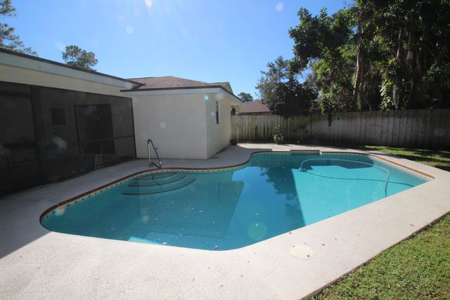 13471 Jonquil Place, Wellington, FL 33414
