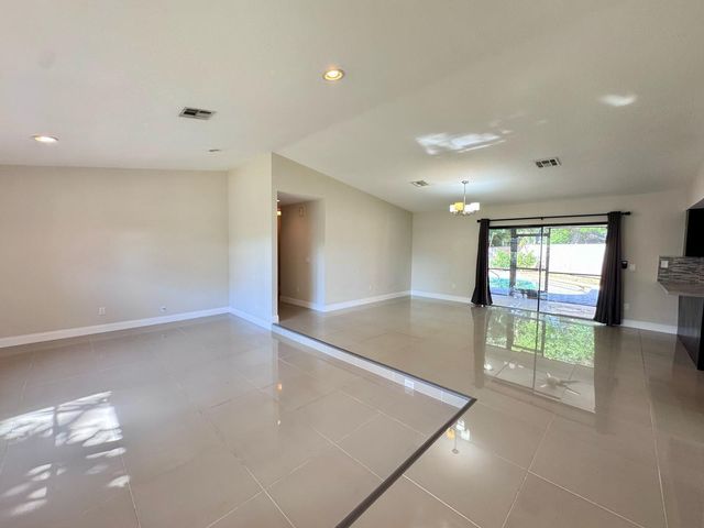 13471 Jonquil Place, Wellington, FL 33414