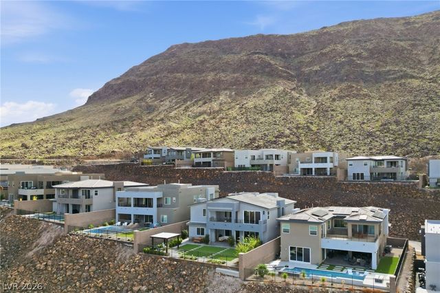334 Natoire Court, Henderson, NV 89012