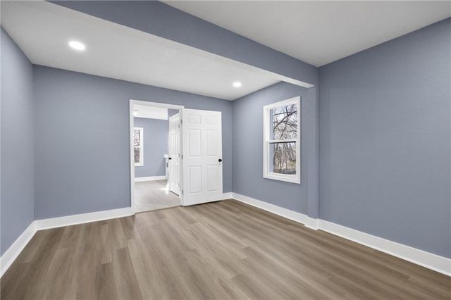 10230 Oakley Avenue, Kansas City, MO 64137