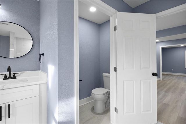 10230 Oakley Avenue, Kansas City, MO 64137