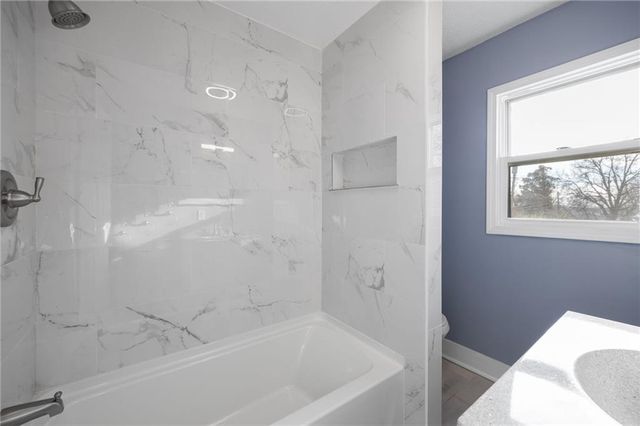 10230 Oakley Avenue, Kansas City, MO 64137