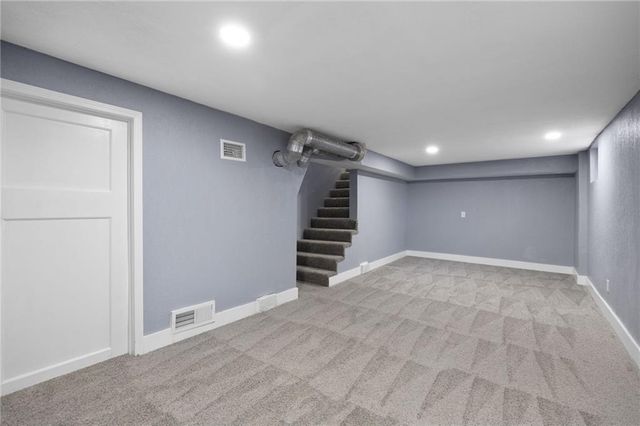 10230 Oakley Avenue, Kansas City, MO 64137