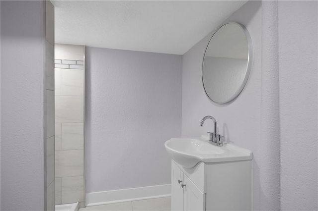 10230 Oakley Avenue, Kansas City, MO 64137