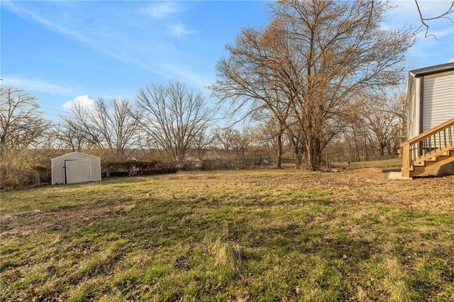 10230 Oakley Avenue, Kansas City, MO 64137