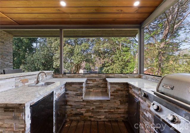 5100 White Oak Road, Charlotte, NC 28210