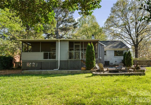 5100 White Oak Road, Charlotte, NC 28210