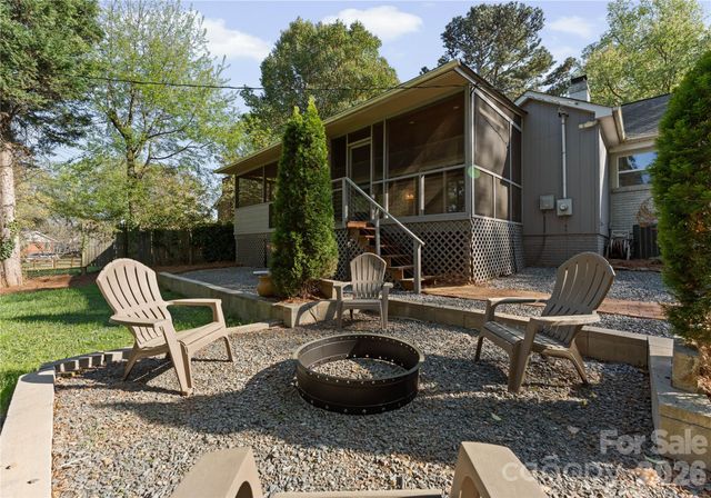 5100 White Oak Road, Charlotte, NC 28210