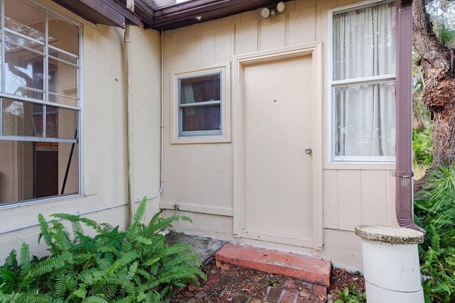 2883 STATE ROAD 590, Clearwater, FL 33759