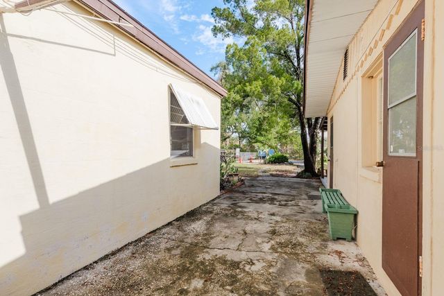 2883 STATE ROAD 590, Clearwater, FL 33759