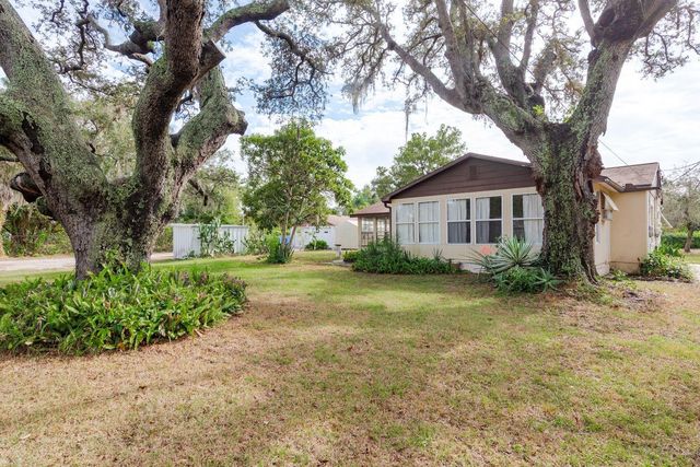 2883 STATE ROAD 590, Clearwater, FL 33759