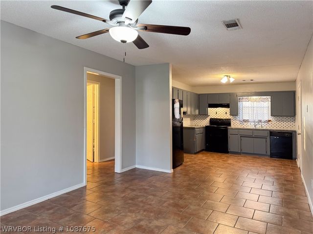 1002 Falconer Street, Charleston, AR 72933