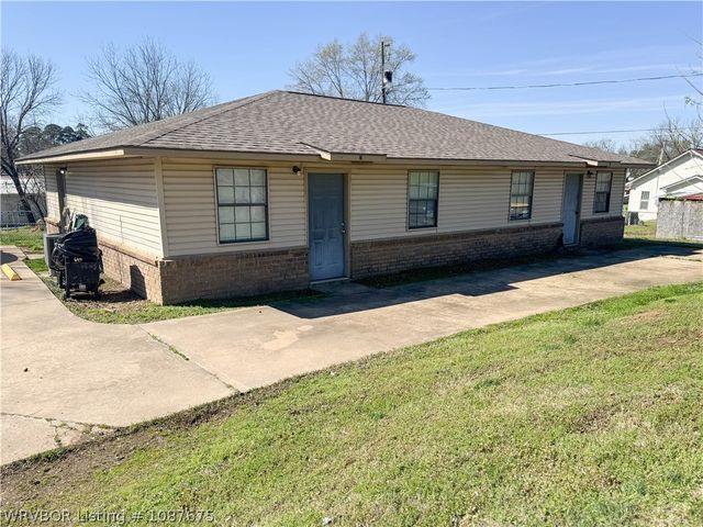1002 Falconer Street, Charleston, AR 72933
