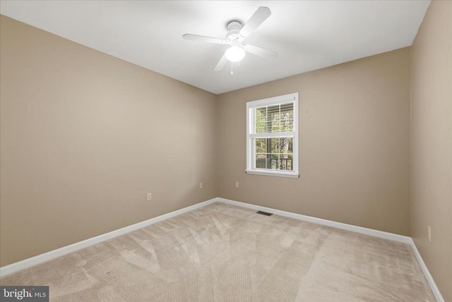 407 DOGWOOD DR, Cross Junction, VA 22625