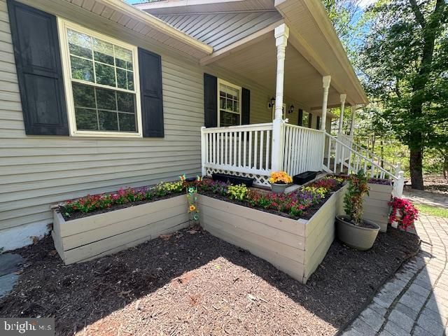 407 DOGWOOD DR, Cross Junction, VA 22625