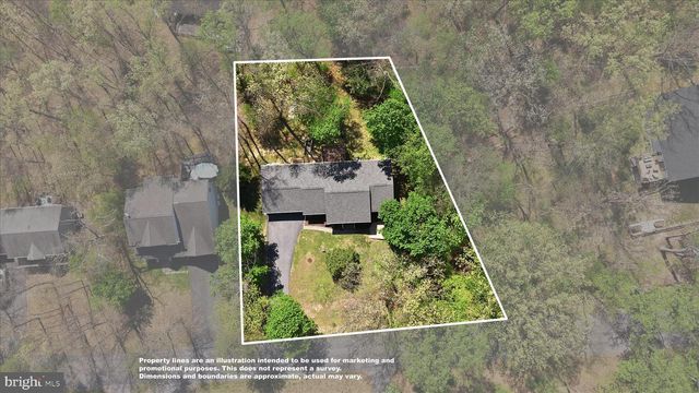 407 DOGWOOD DR, Cross Junction, VA 22625